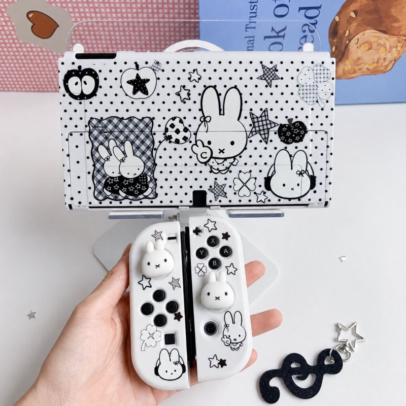 Gaming Console In Tv - Cute Miffy Protective Case for Nintendo